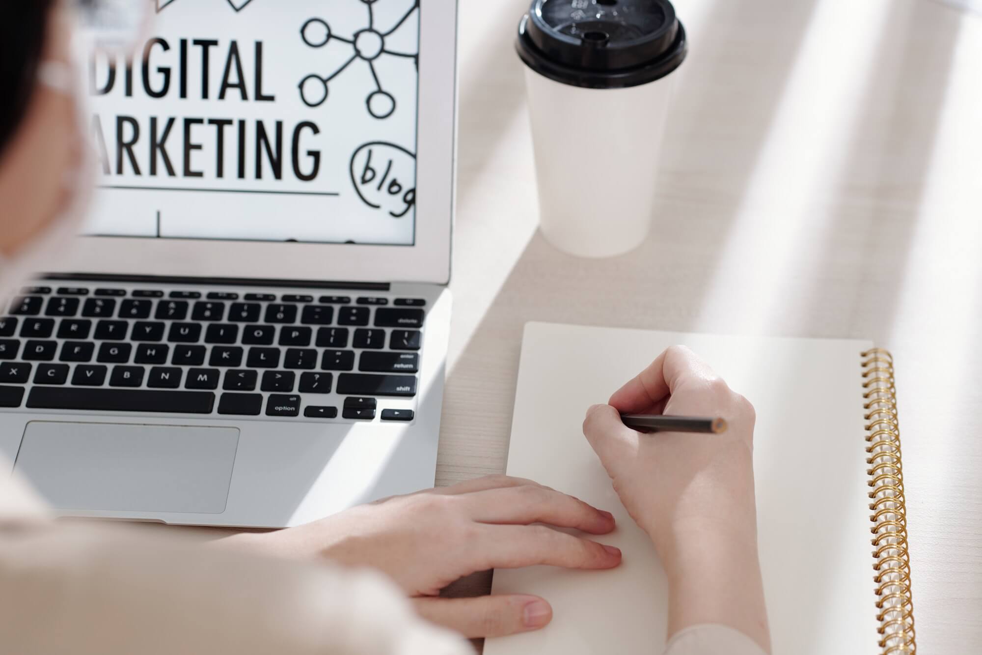 Digital Services 2 Person Studying Digital Marketing Online